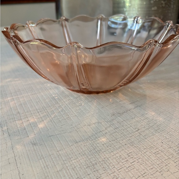 Vintage Pink Art Deco Glass Bowl - Picture 3 of 6